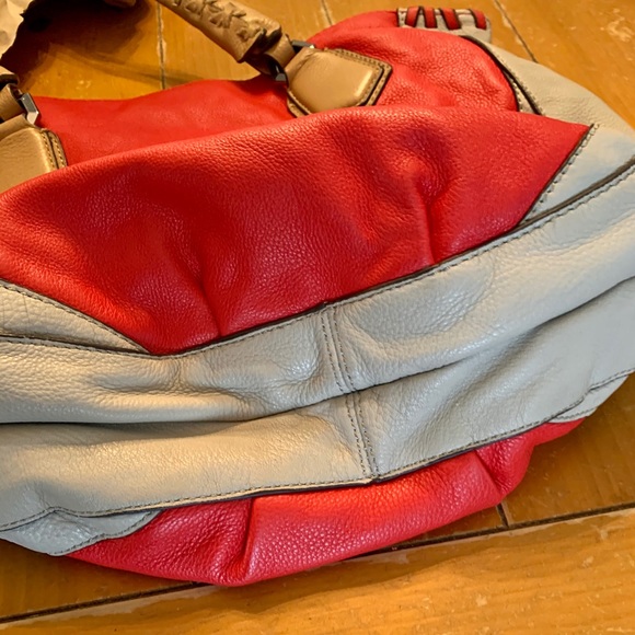 orYANY Lyssie Tote - Picture 5 of 8